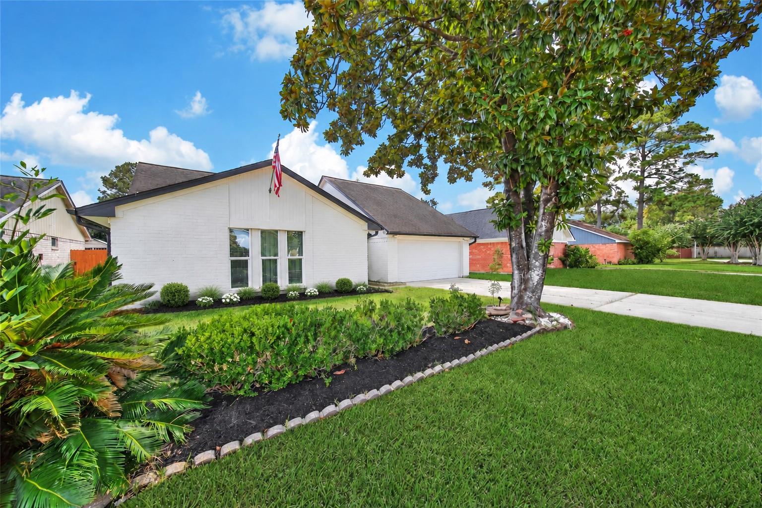 4014 Alshire Drive