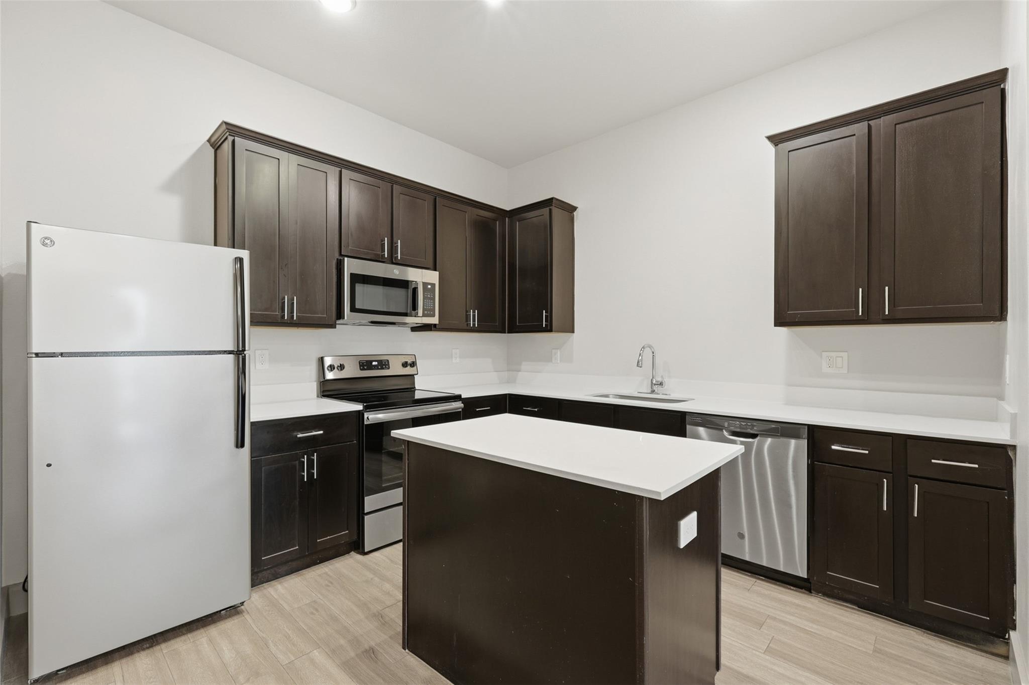 4509 Mount Vernon Street 7