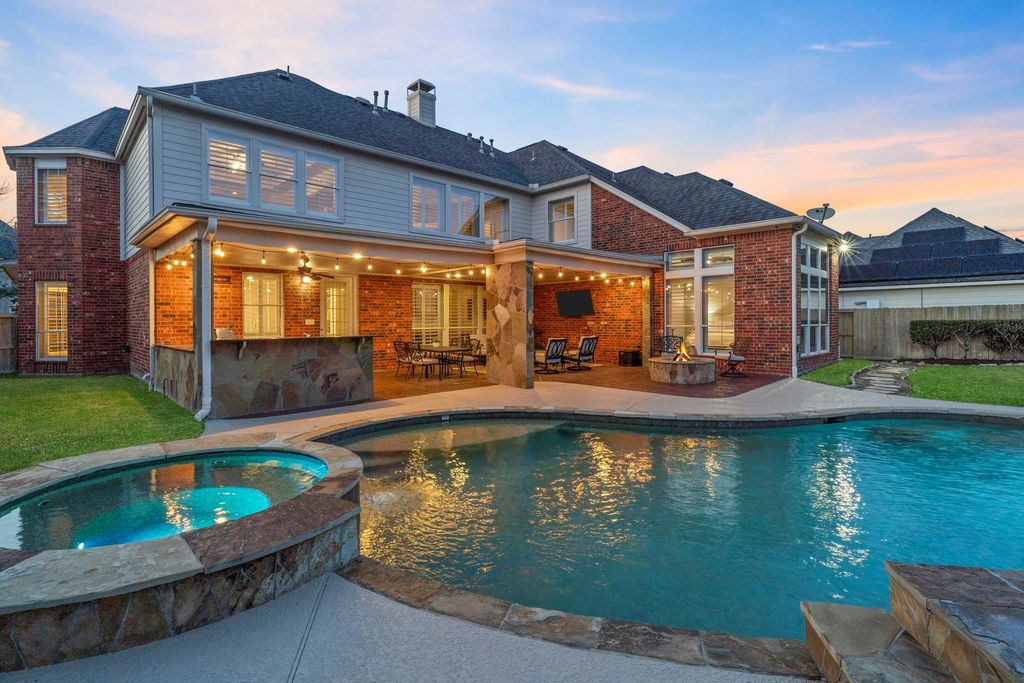 Photo of 2822 Taylorcrest, Missouri City, TX 77459 (MLS # 86270900)