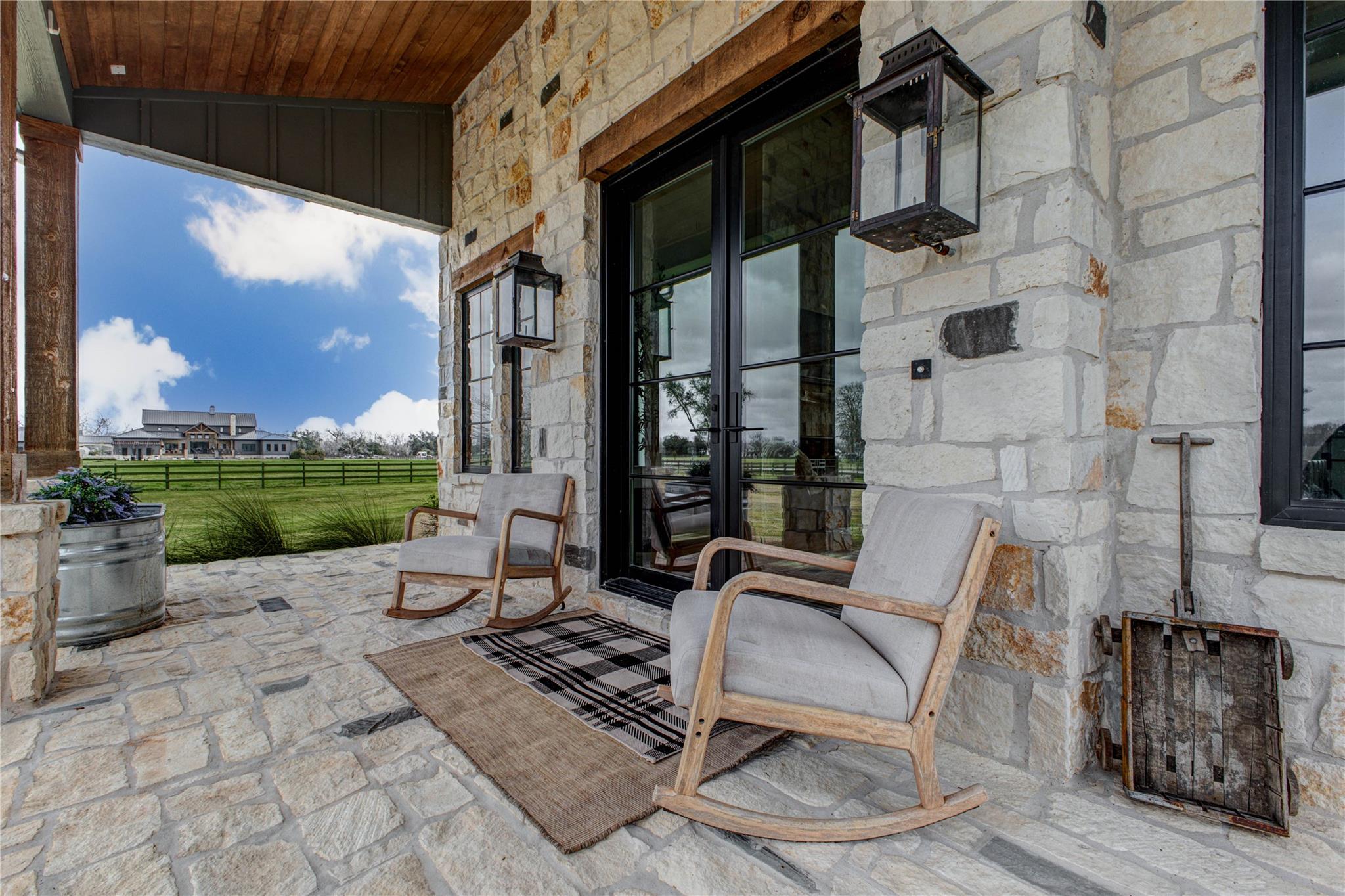 4803 Riverbend Court