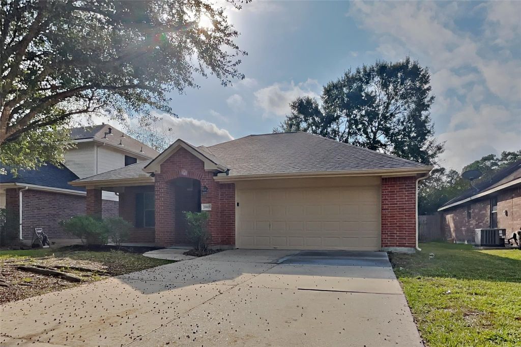 Photo of 26925 Carriage Manor Lane, Kingwood, TX 77339 (MLS # 89062264)