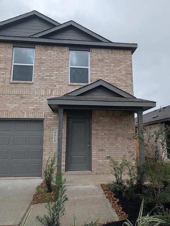 9015 Rose Pelican Lane