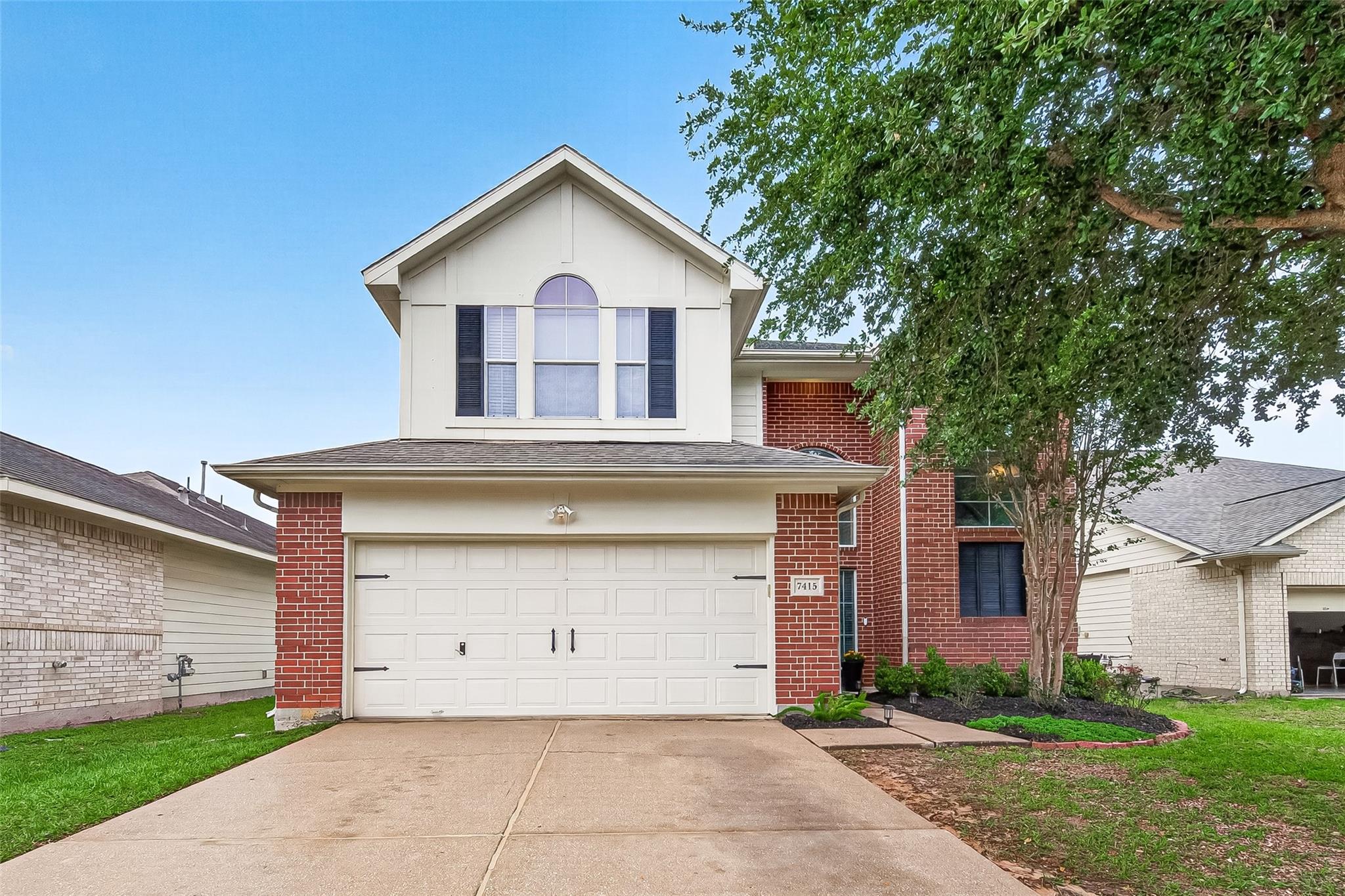 7415 Riven Oaks Court
