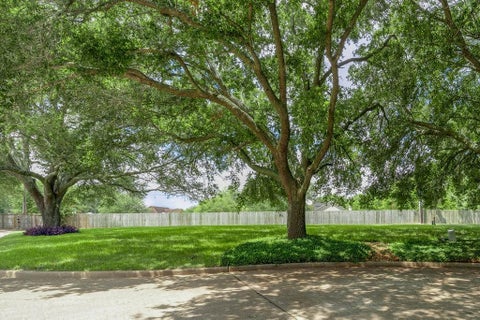 Vacant Land For Sale - 4511 Lake Village Drive<br/> Fort Bend County, Fulshear, TX 77441
