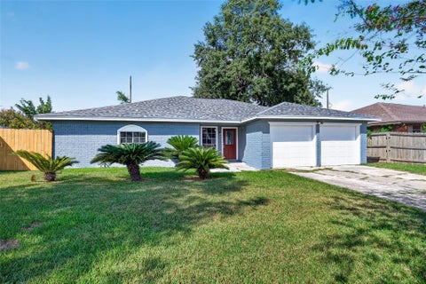 Photo of 15911 Dunman Lane, Houston, TX 77044 (MLS # 84617799)