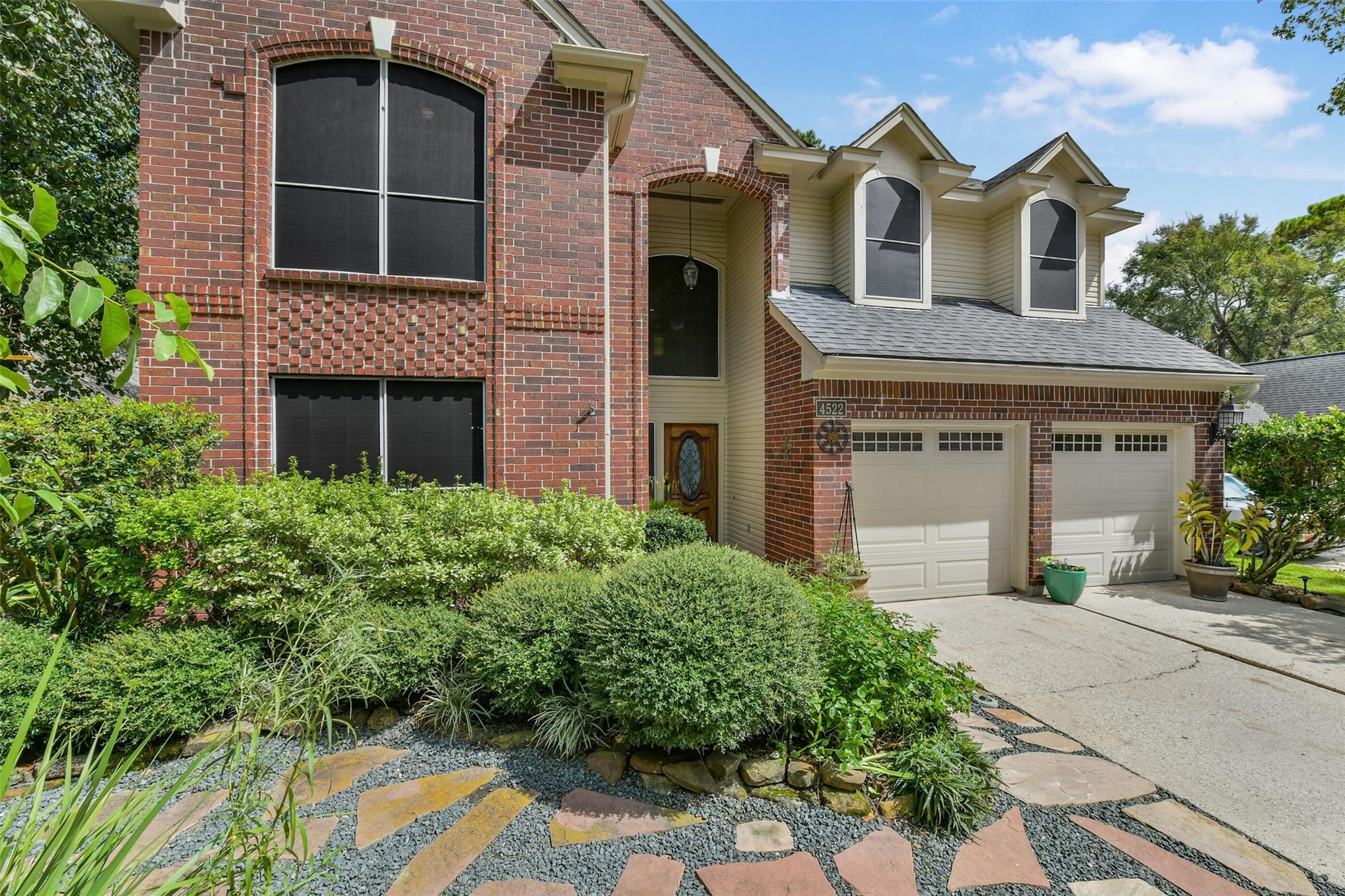 4522 Dogwood Ridge Lane