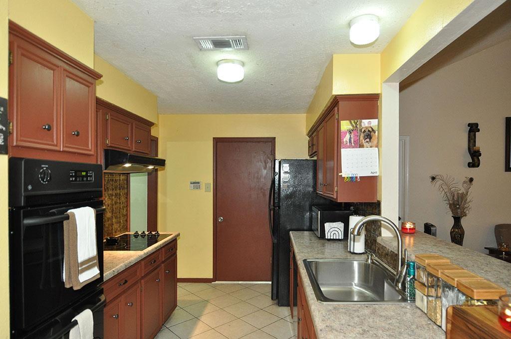 5421 Thistle Drive