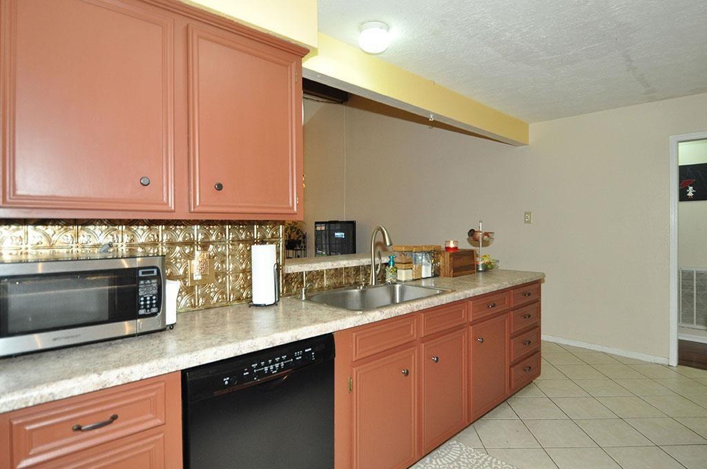 5421 Thistle Drive