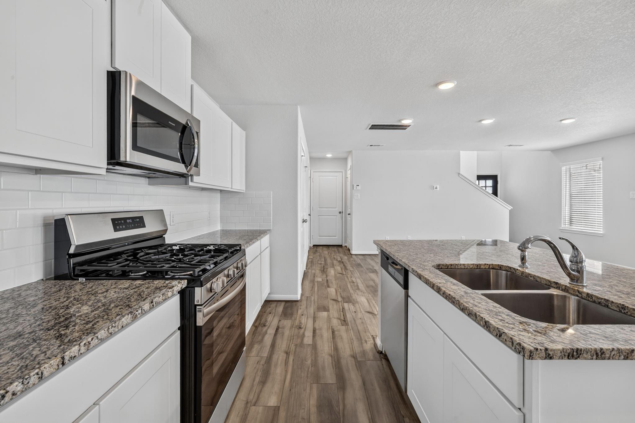 5243 Shallowhurst Lane