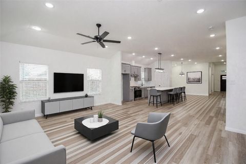 Tiny photo for 2139 Counter Point Drive, Houston, TX 77055 (MLS # 2273802)