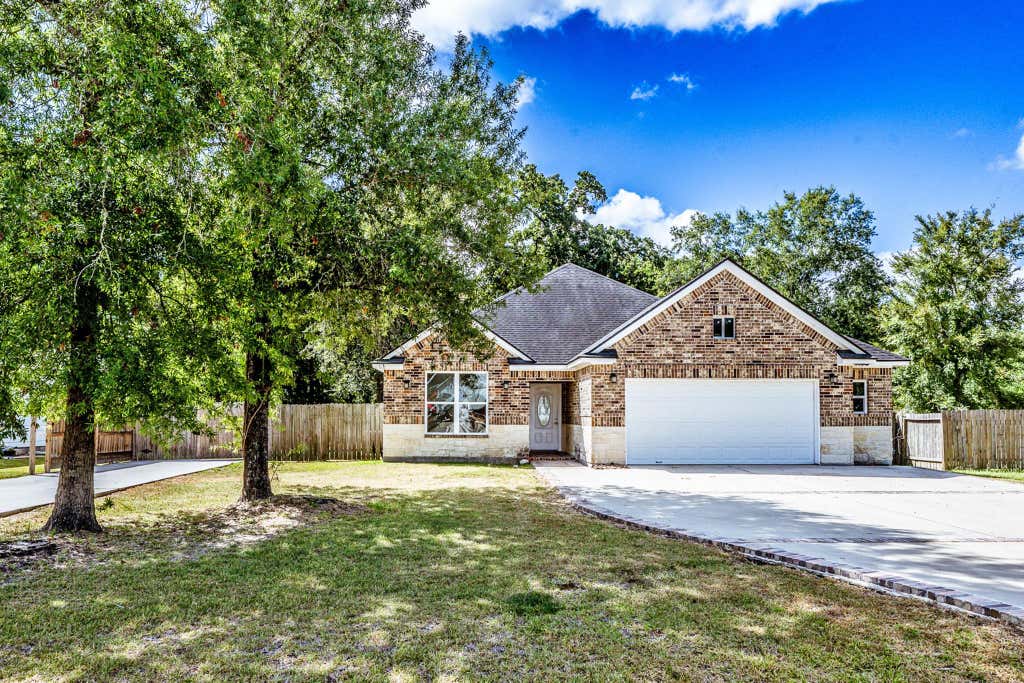 Photo of 3676 Pin Oak Drive, Conroe, TX 77301 (MLS # 11580756)