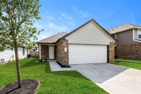 Photo of 1117 Copal Trl, Conroe, TX 77301 (MLS # 31797401)