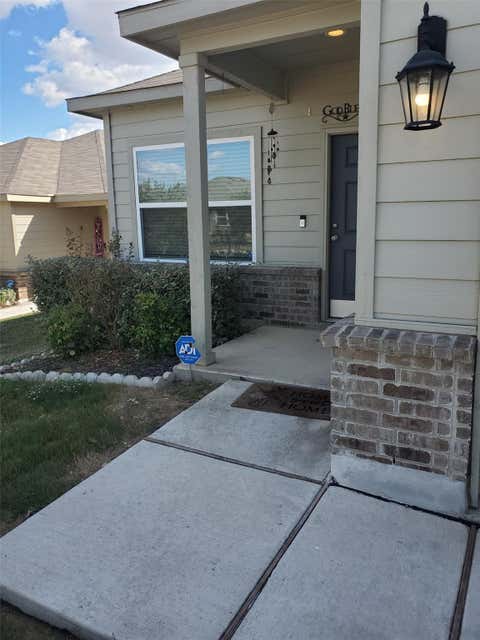 Photo of 7120 Quarter Moon, Comfort, TX 78109 (MLS # 8307302)