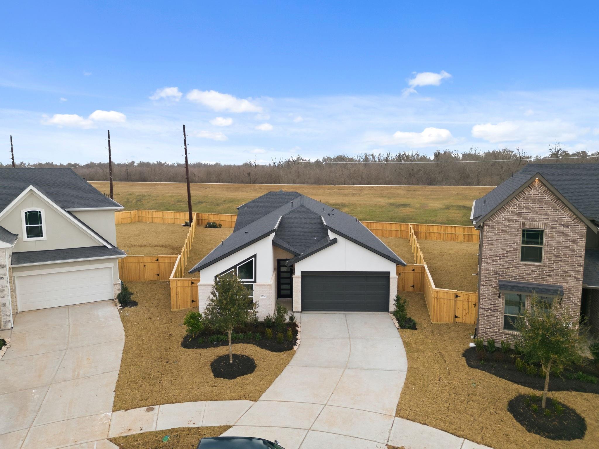 10934 Skyway Lane