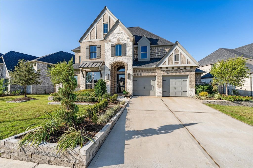 Photo of 29106 Meadow Terrace Drive, Fulshear, TX 77441 (MLS # 20465179)