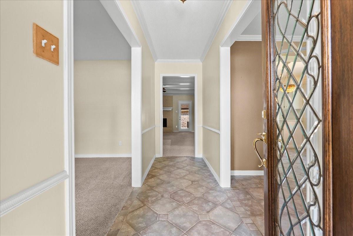 802 Riverside Drive