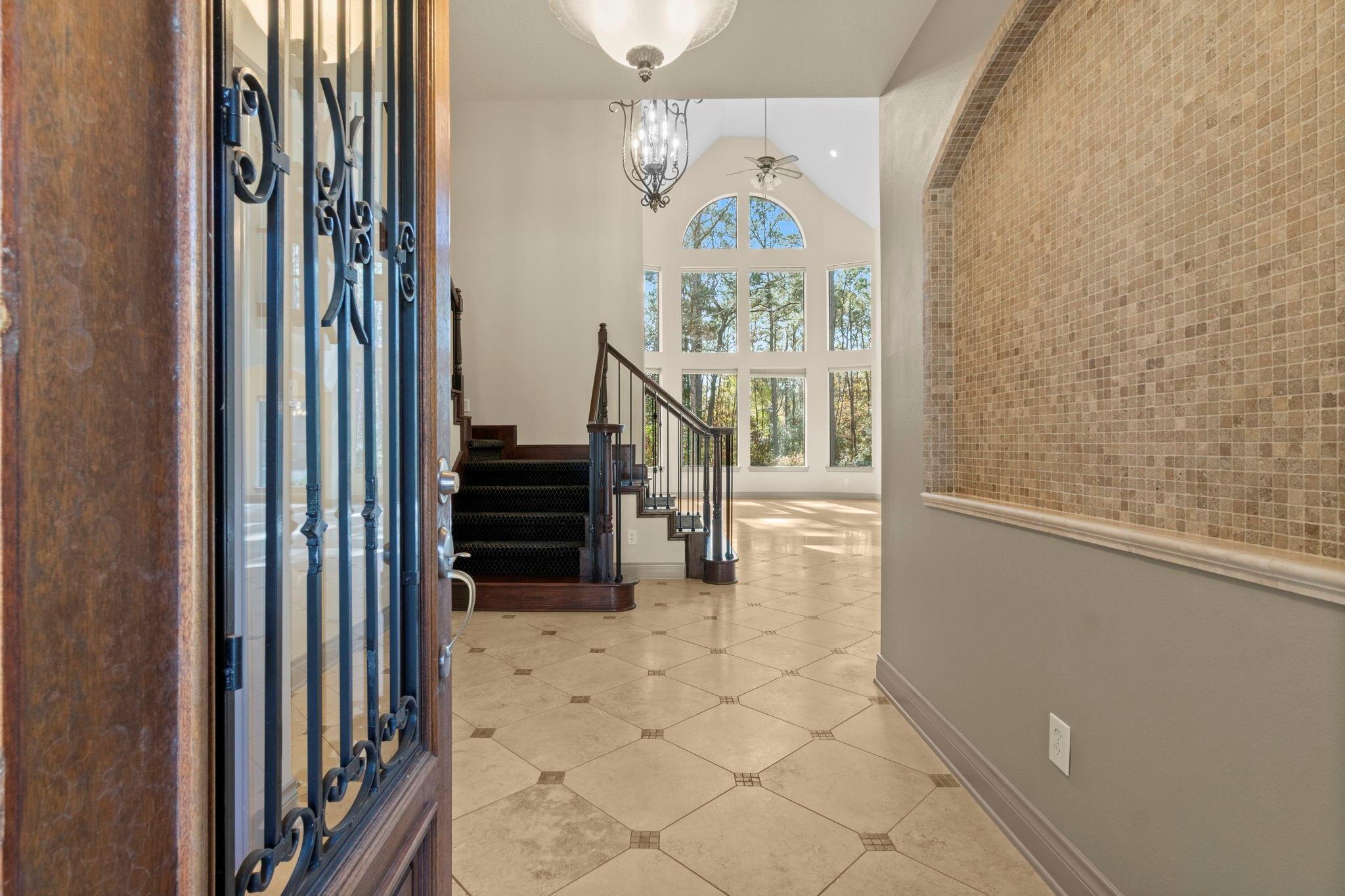 10326 Hunter Creek Lane