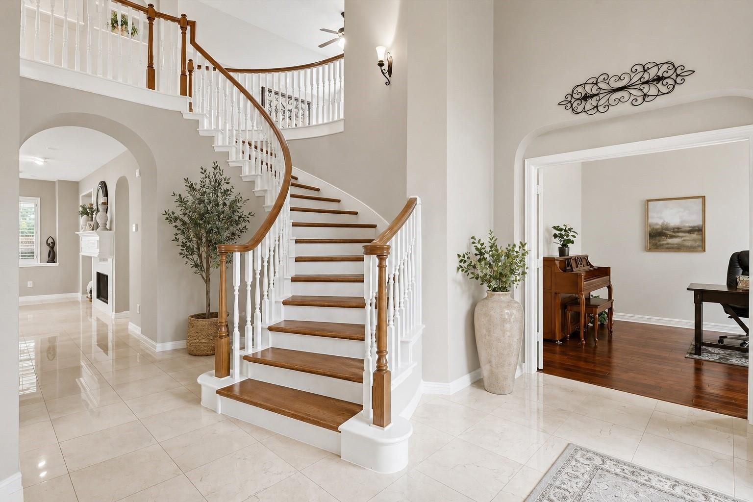 22603 Crescent Cove Court
