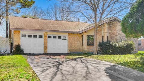 Homes For Sale - 4112 Pine Shadows Street<br/> Dickinson, TX 77539