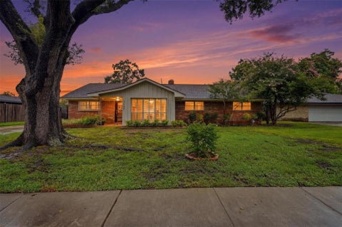 Photo of 7707 Cayton Street, Houston, TX 77061 (MLS # 62685658)