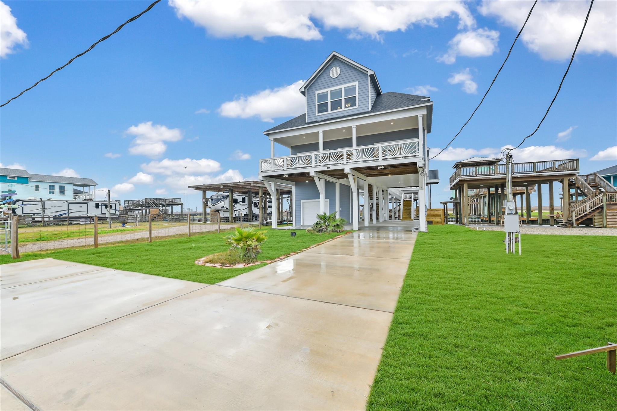 555 Pompano Drive