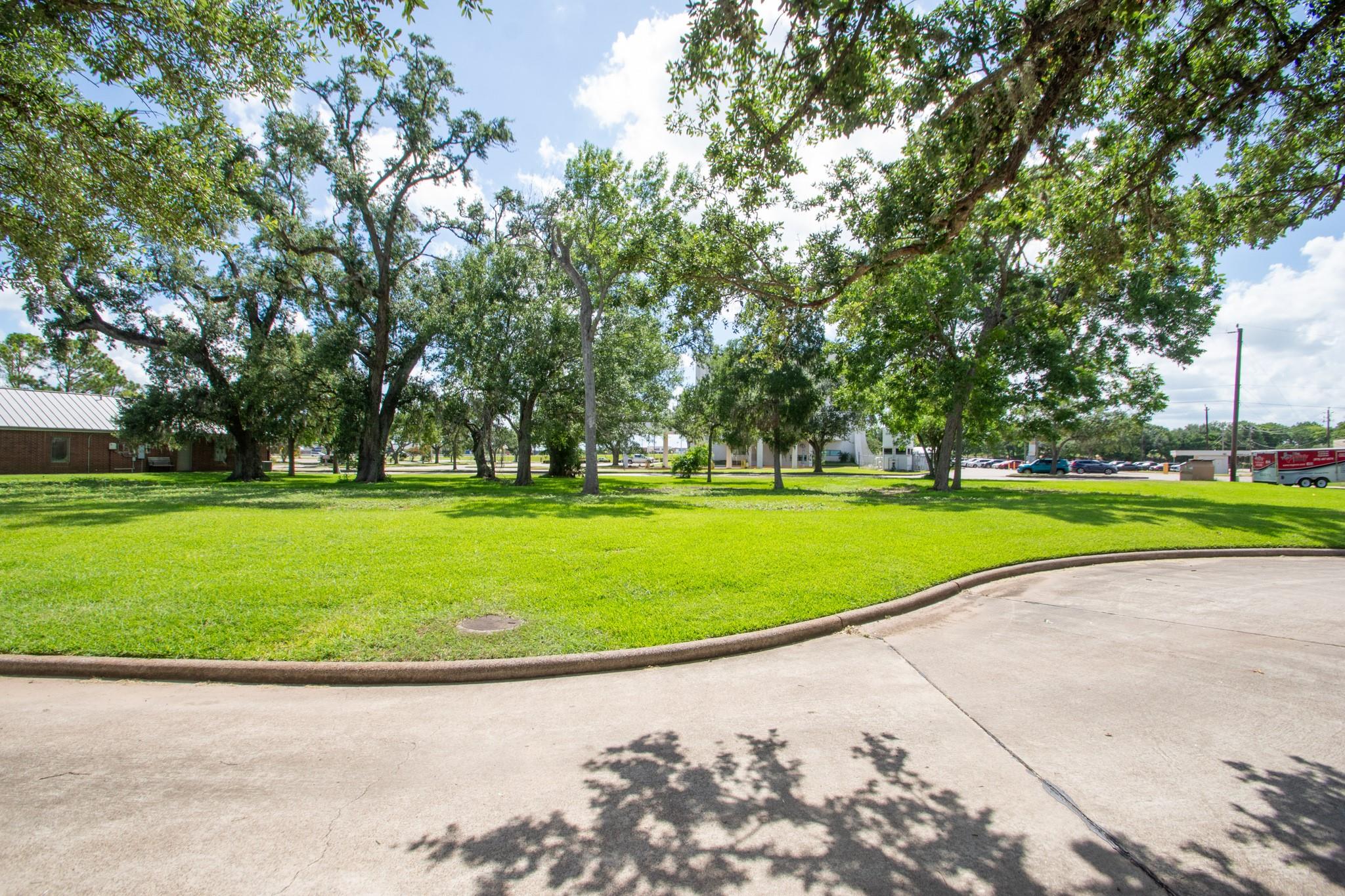 5 West Way Court