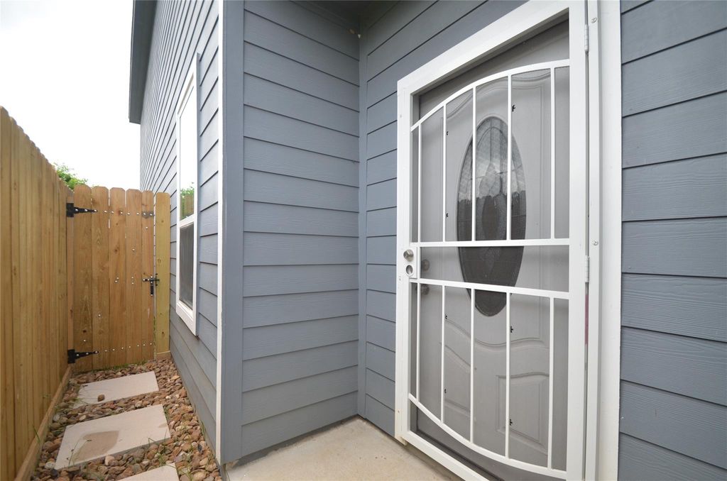 Photo of 9814 Tuffly Street, Houston, TX 77029 (MLS # 2454809)