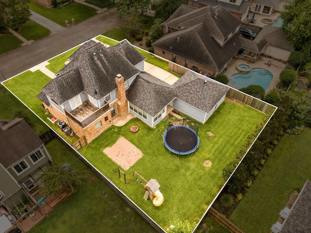 Photo of 5719 Lone Cedar Drive, Houston, TX 77345 (MLS # 2851243)