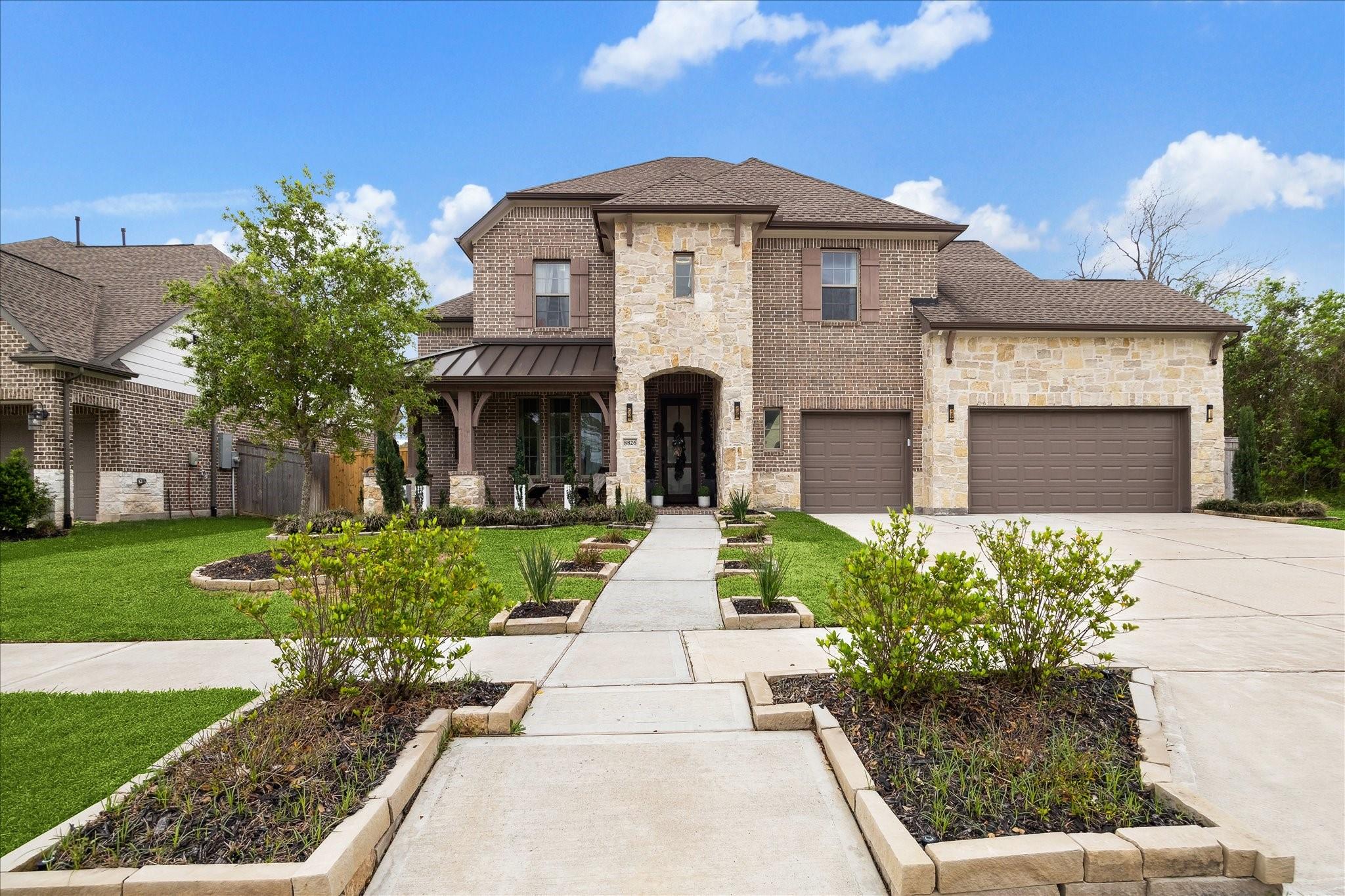 8826 Forest Side Drive