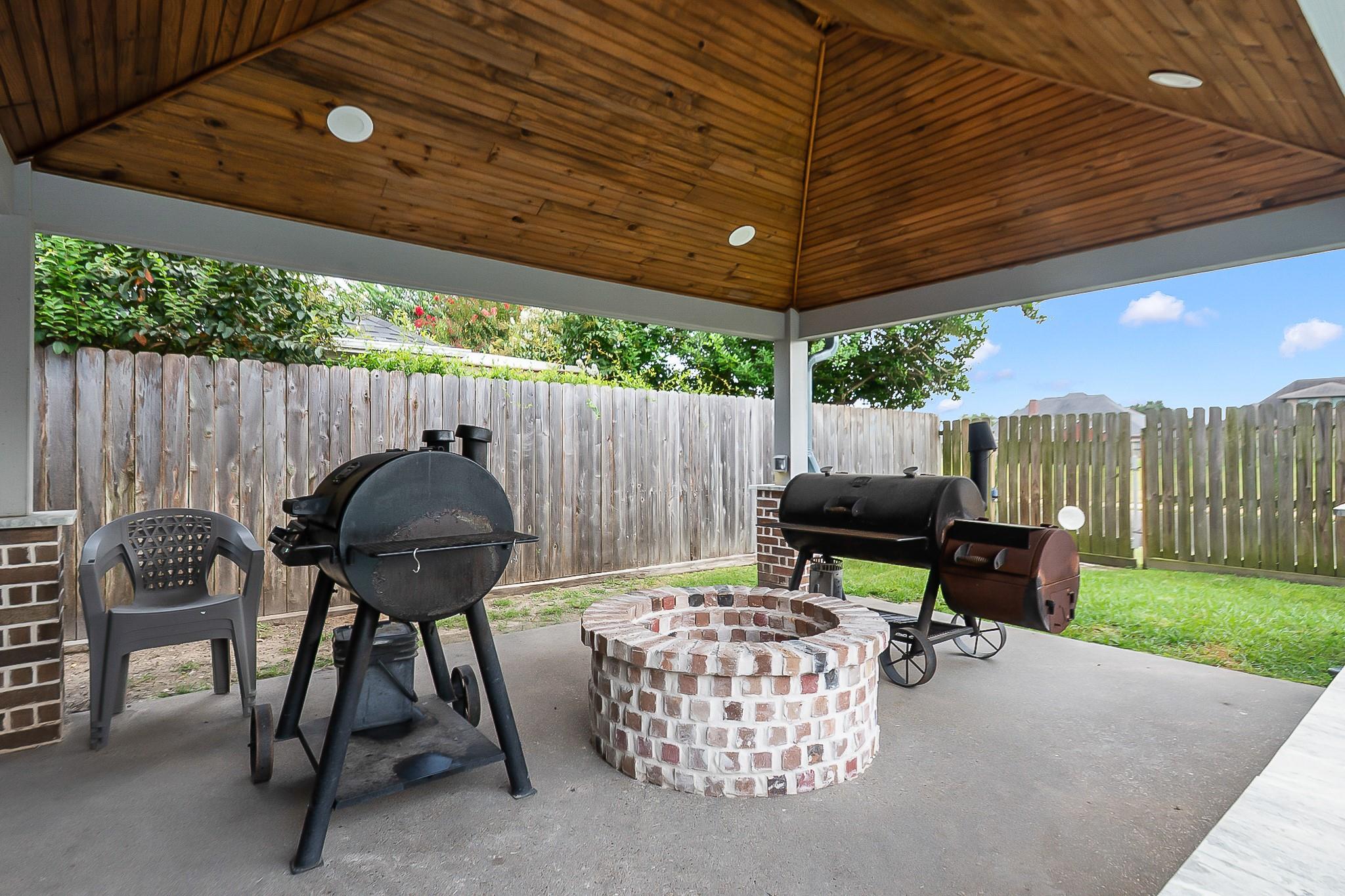 1610 Seminole Street