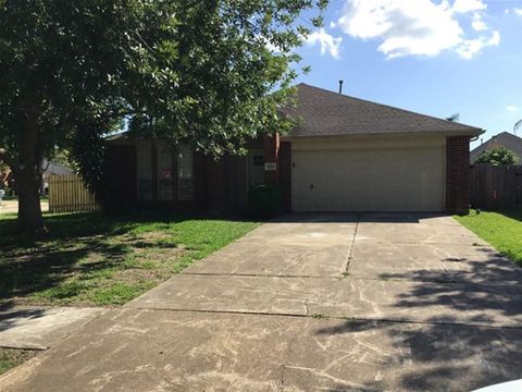 Photo of 5026 Chase Stone Drive, Bacliff, TX 77518 (MLS # 95501996)