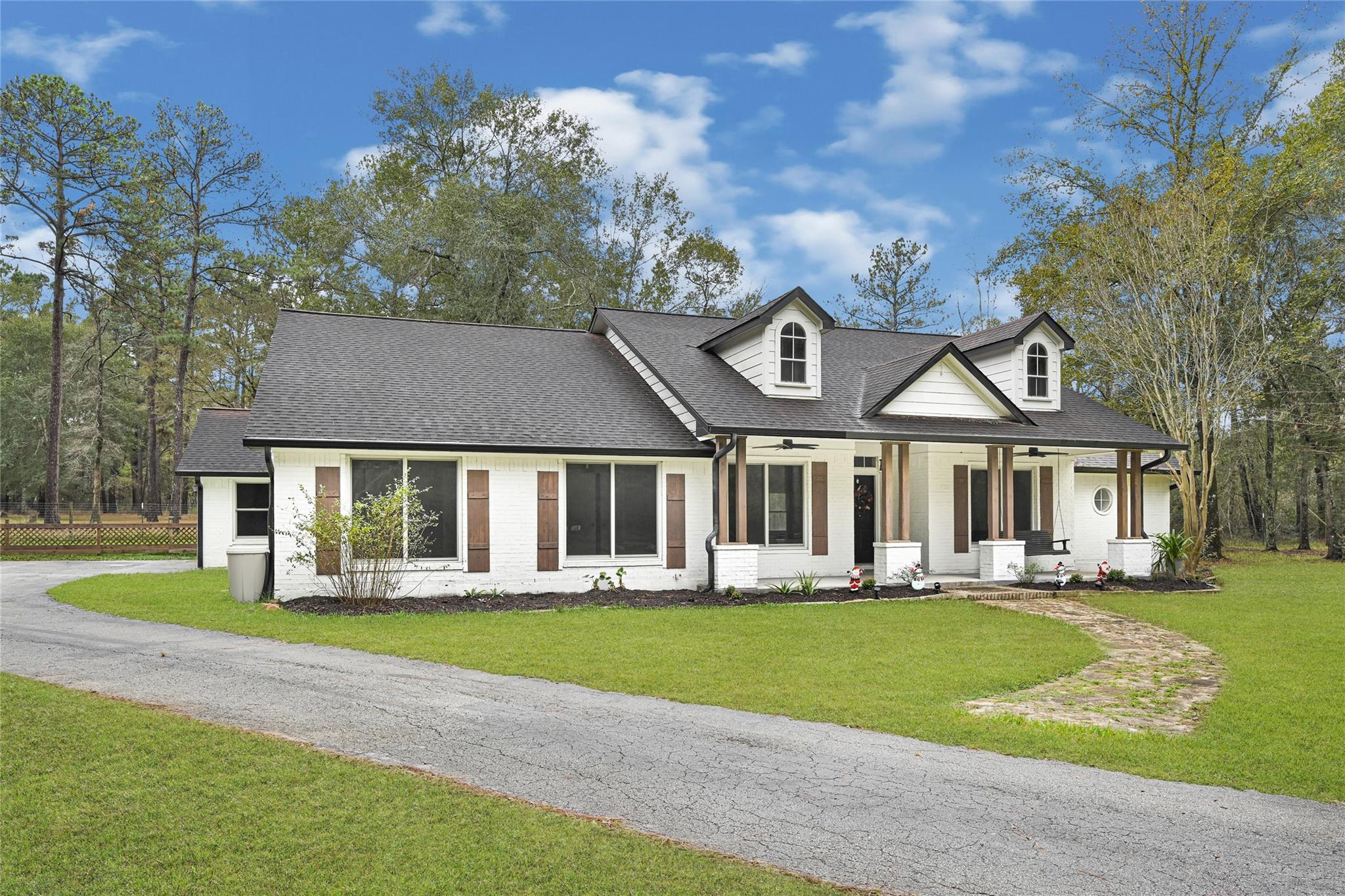 28402 Ascot Farms Road