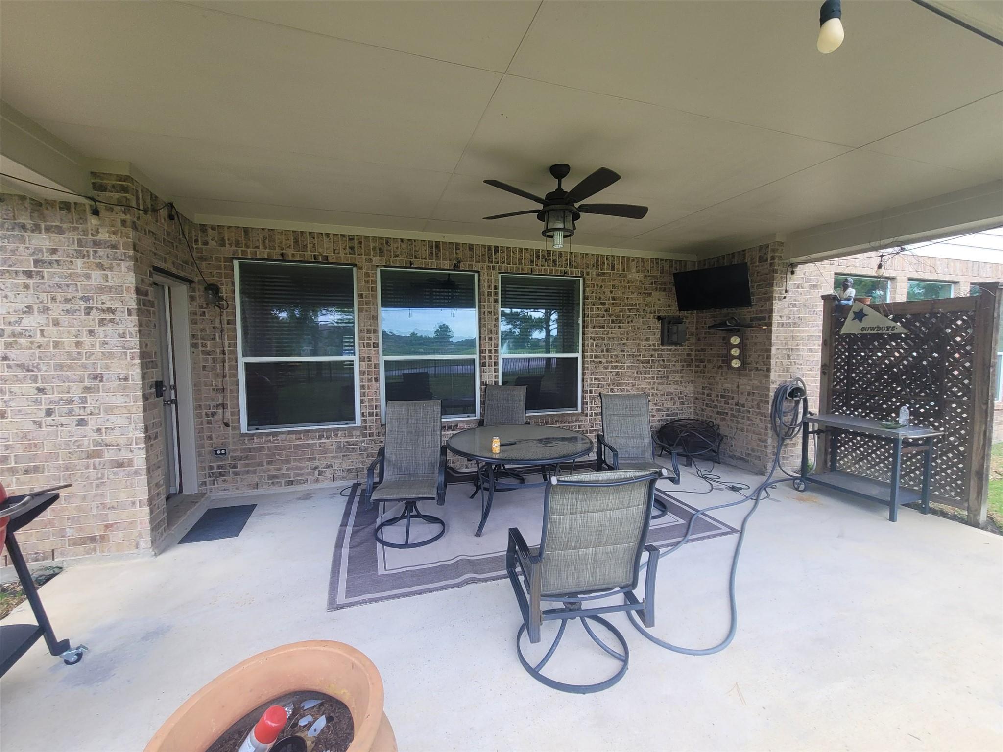 14515 Lakepointe Bend Lane