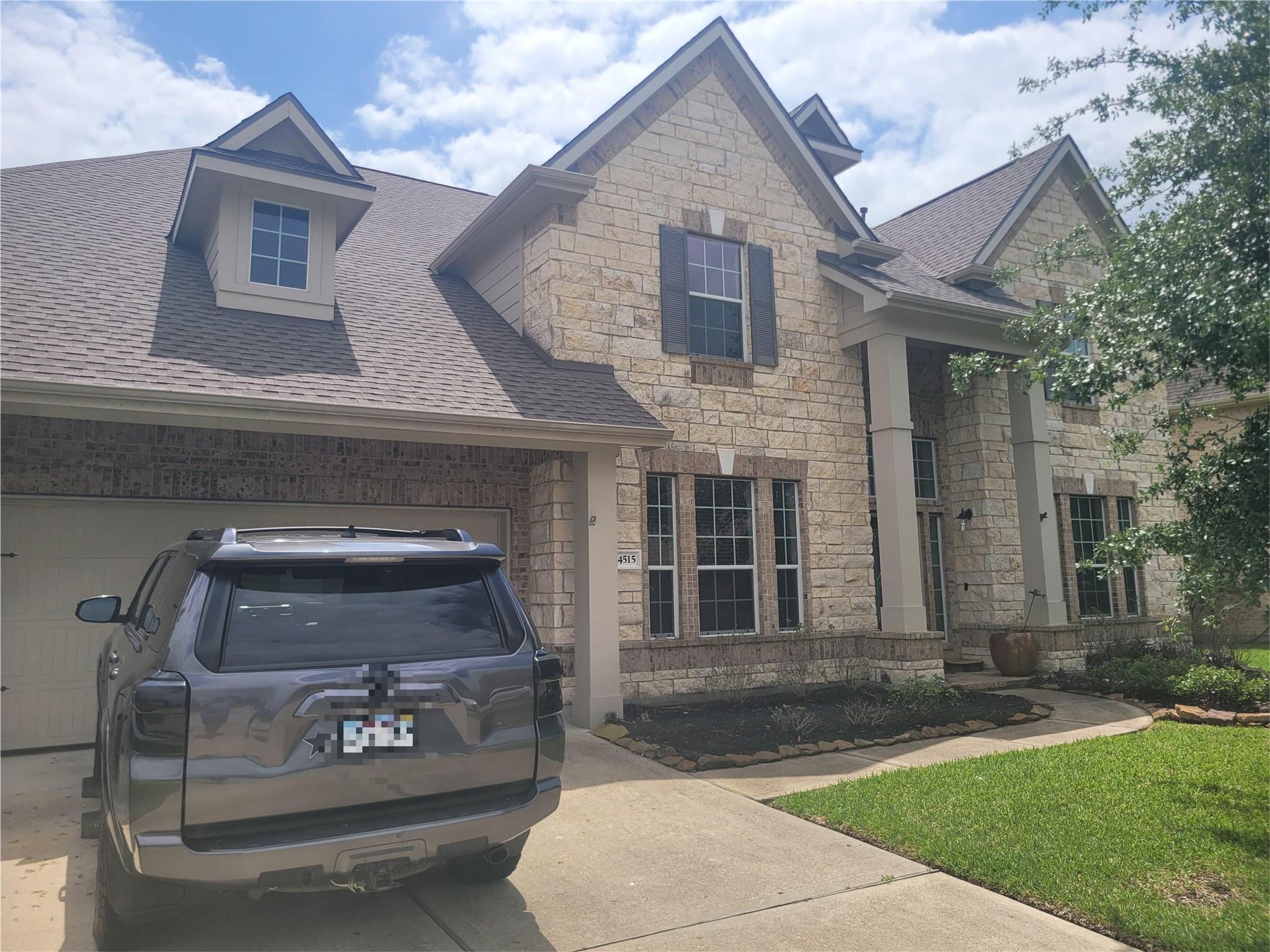 14515 Lakepointe Bend Lane