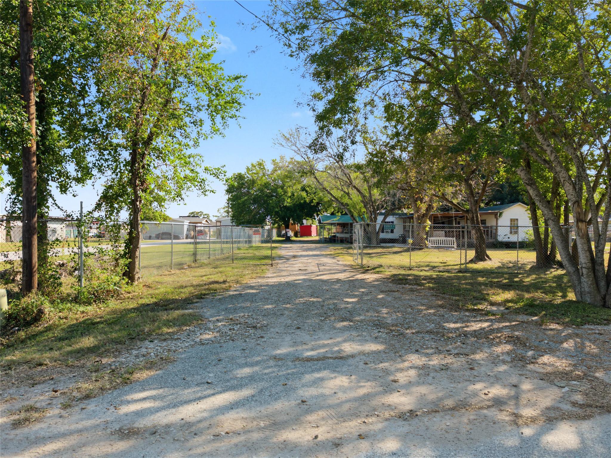 5331 Green Lane