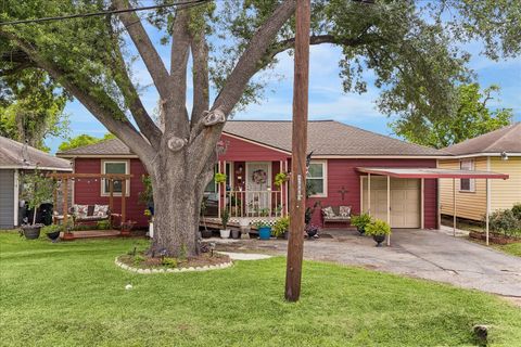 Photo of 5015 Caplin Street, Houston, TX 77026 (MLS # 59949959)