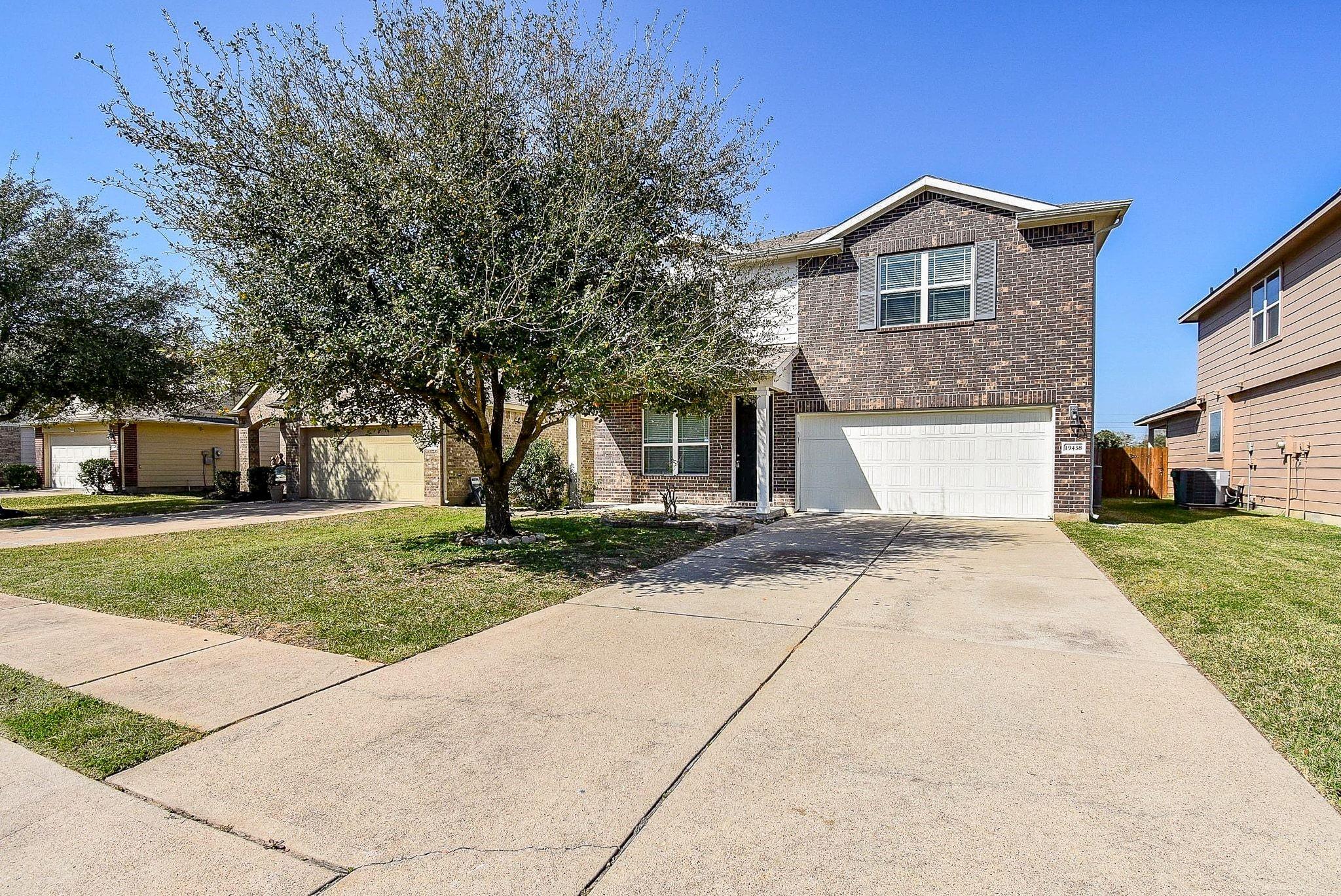 19438 Little Pine Lane