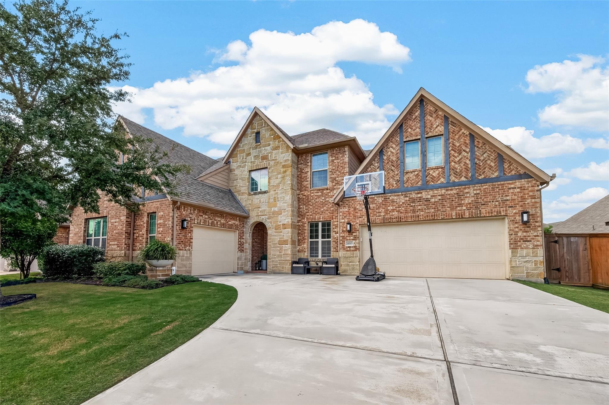 11003 Avery Arbor Lane