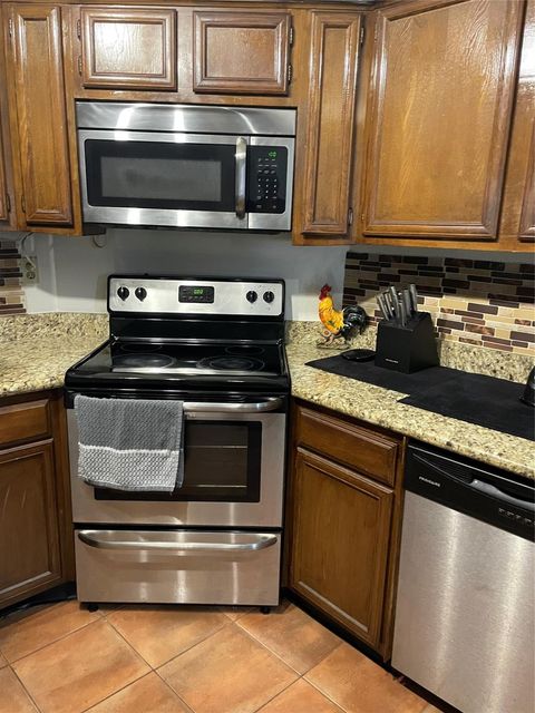 Tiny photo for 10555 Turtlewood Court #3005, Houston, TX 77072 (MLS # 98601905)