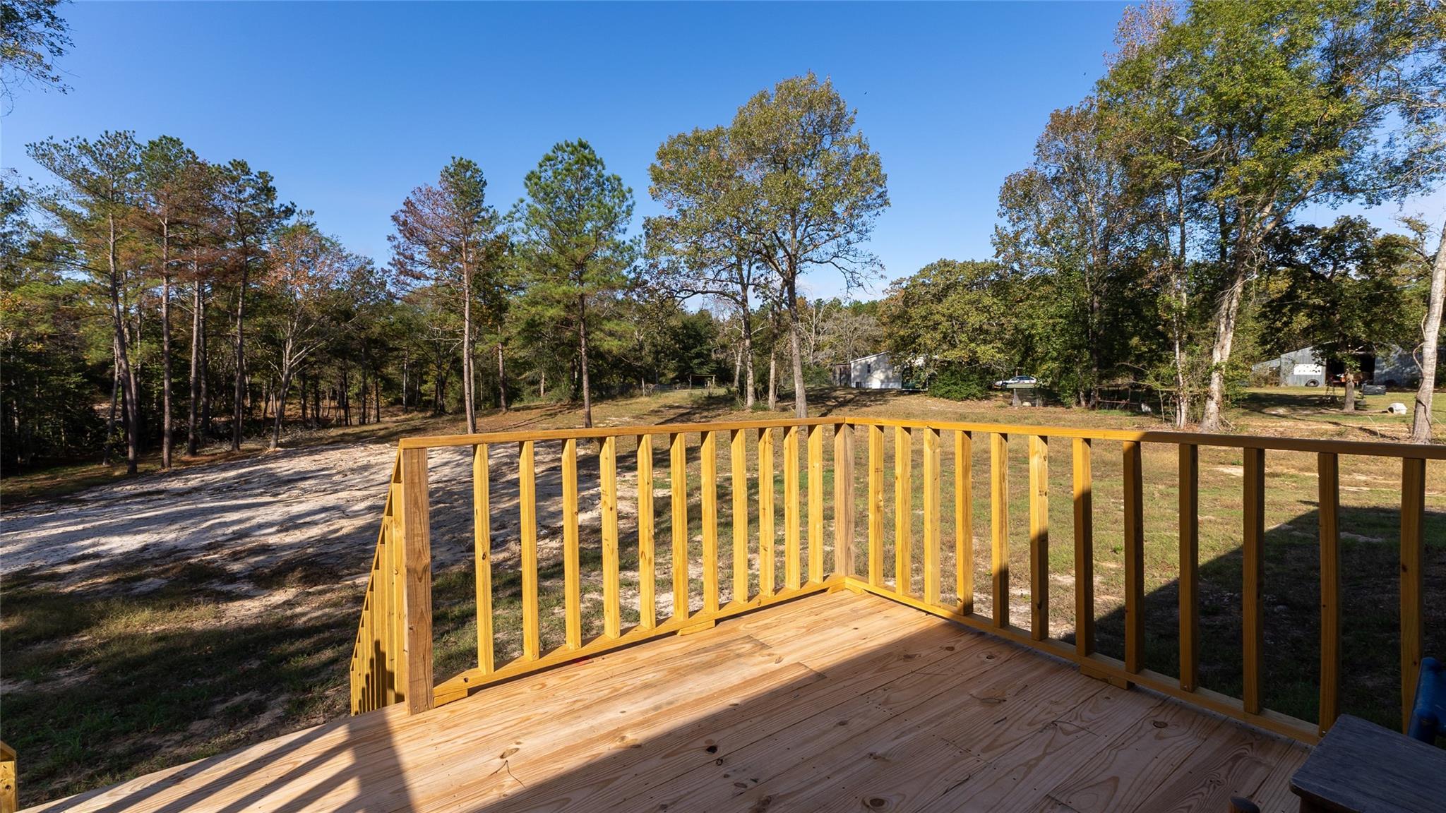 5725 Private Road 2075