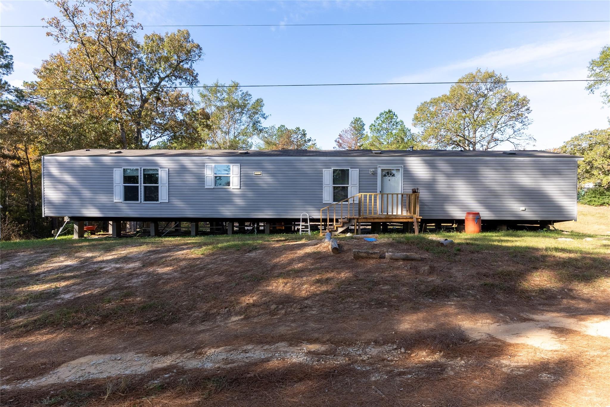 5725 Private Road 2075