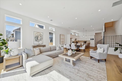 Photo of 1520 W 21st St ST #B, Houston, TX 77008 (MLS # 98237001)