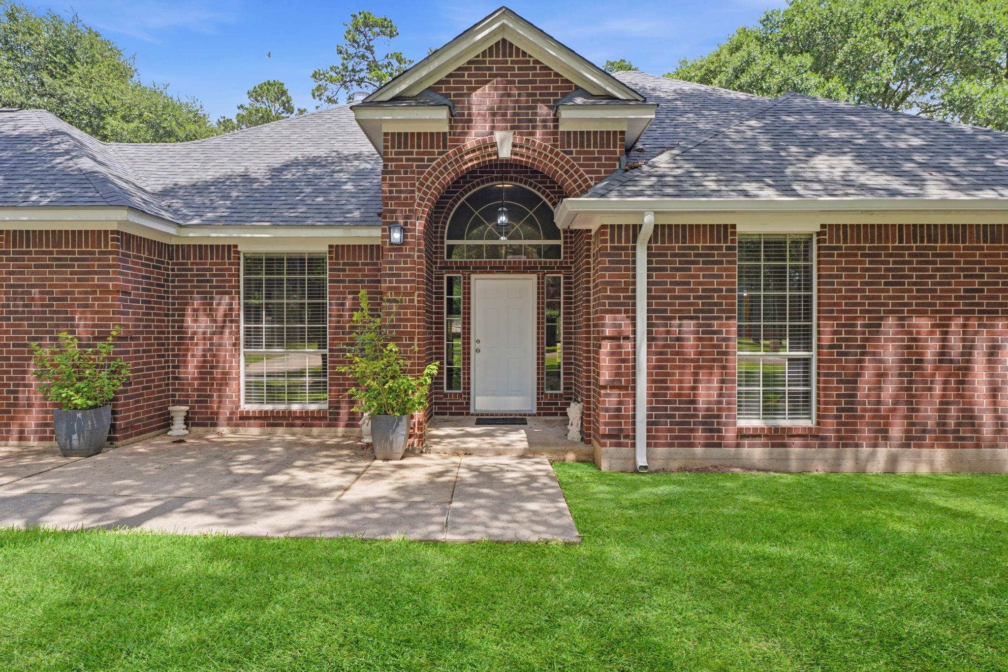 15423 Willis Way