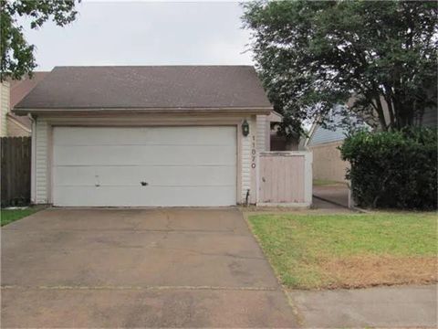 Photo of 11870 Plumpoint Drive, Houston, TX 77099 (MLS # 52537671)