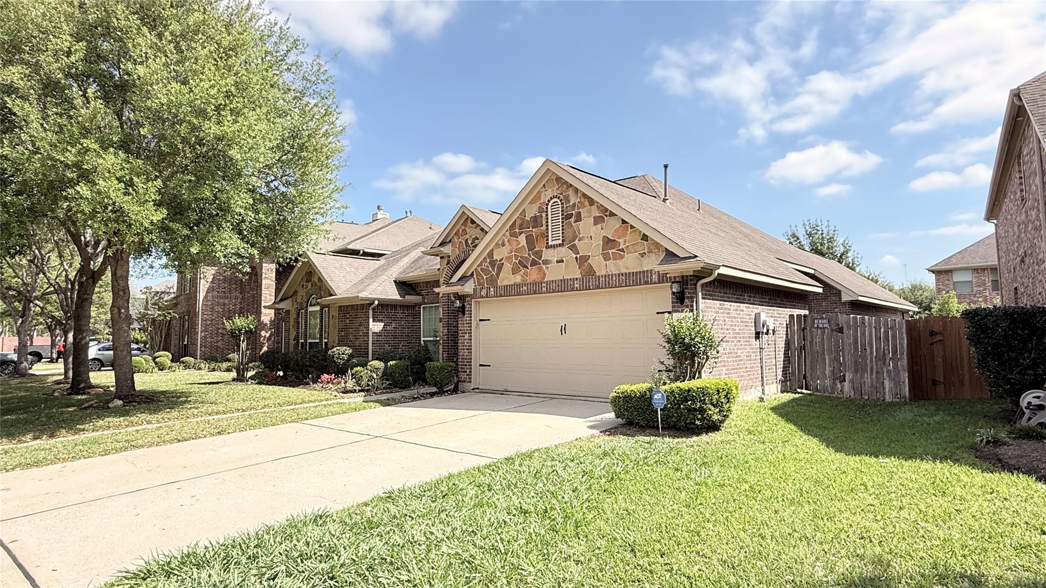 5623 Maverick Bend Lane