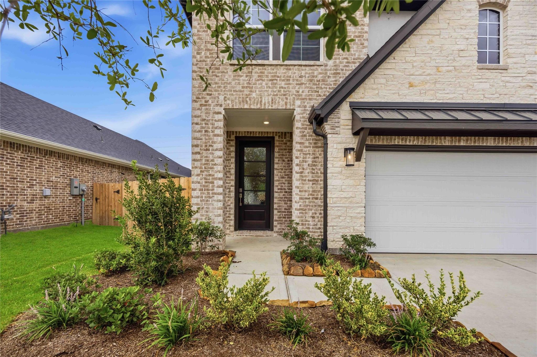 2839 Elm Creek Way