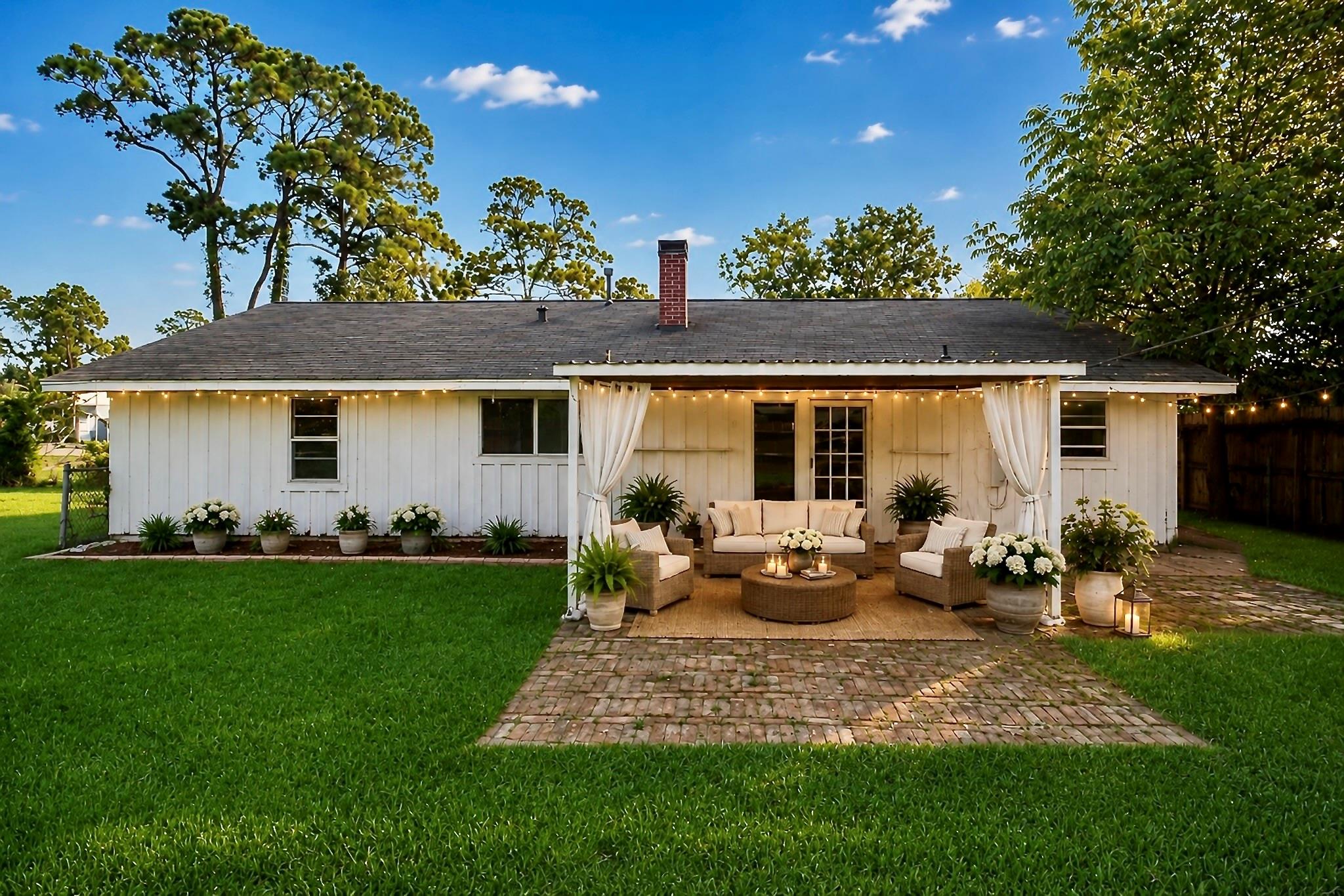 626 Shore Acres Boulevard