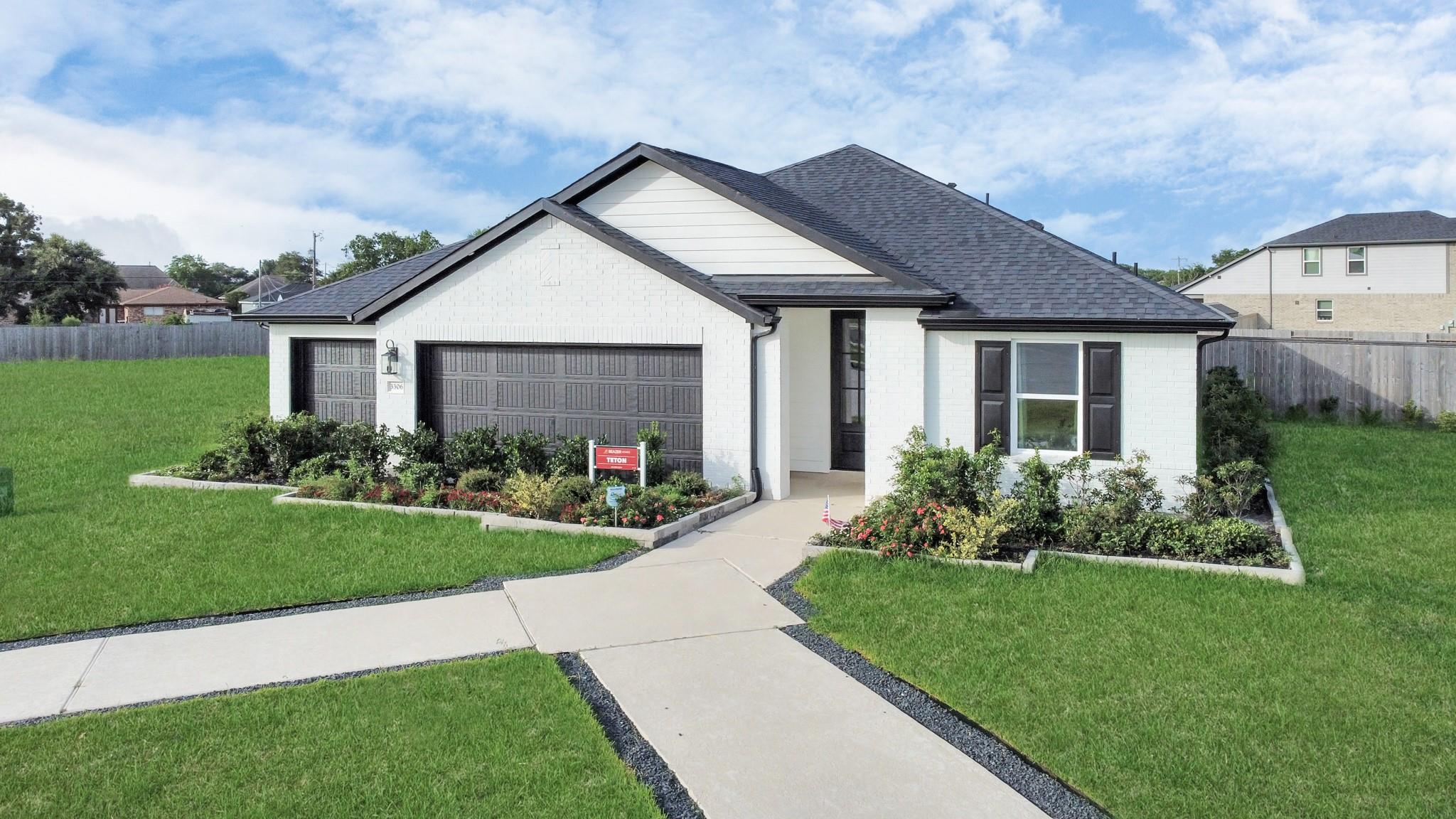 3306 Creekside Court