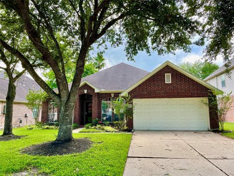 Photo of 608 Biscayne Bend Lane, League City, TX 77573 (MLS # 74756843)