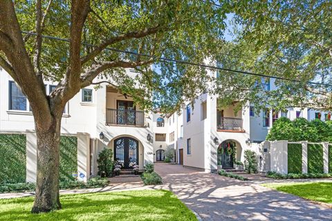 Photo of 1720 Elmen Street, Houston, TX 77019 (MLS # 61624155)